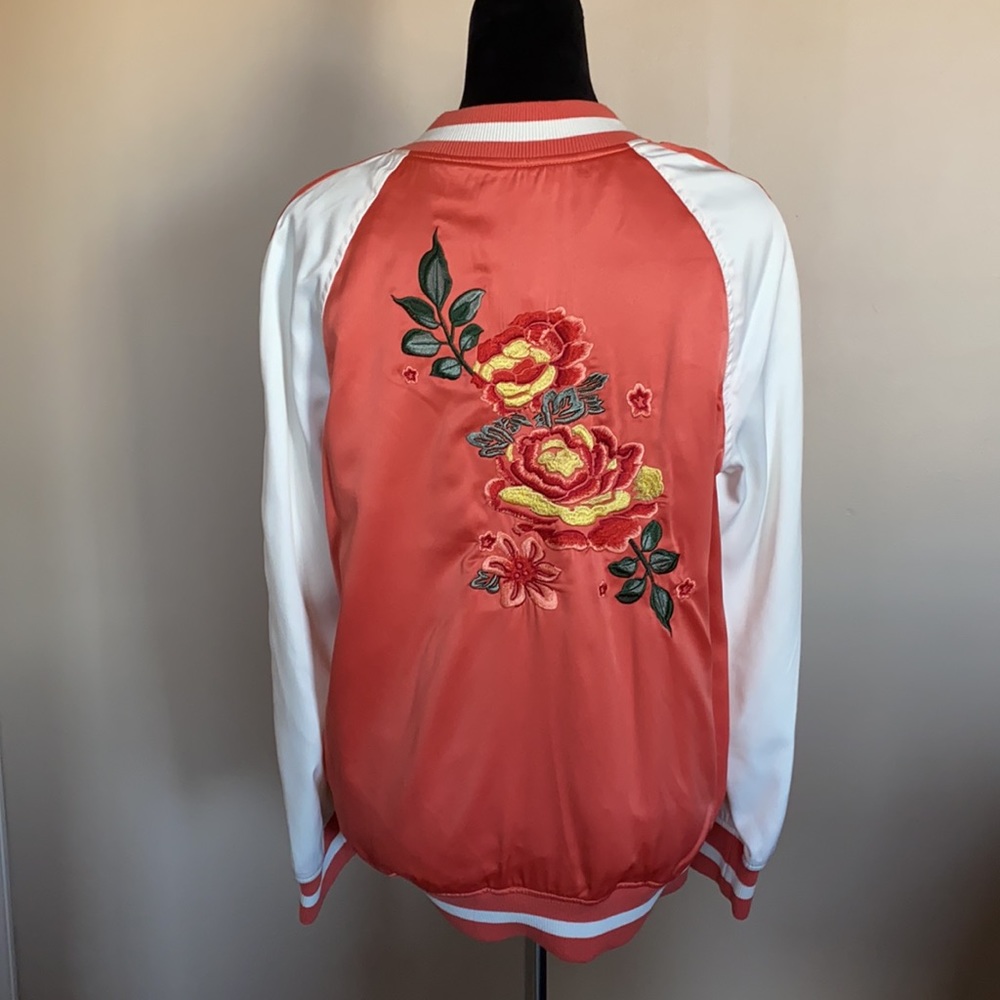 Jacket - Picture 2 of 4